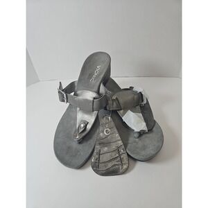 Vionic Ginger Silver Wedge Sandal‎ Sz 8